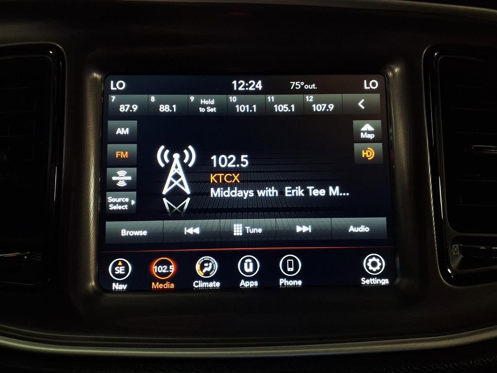 Used 2022 Dodge Challenger GT image 23