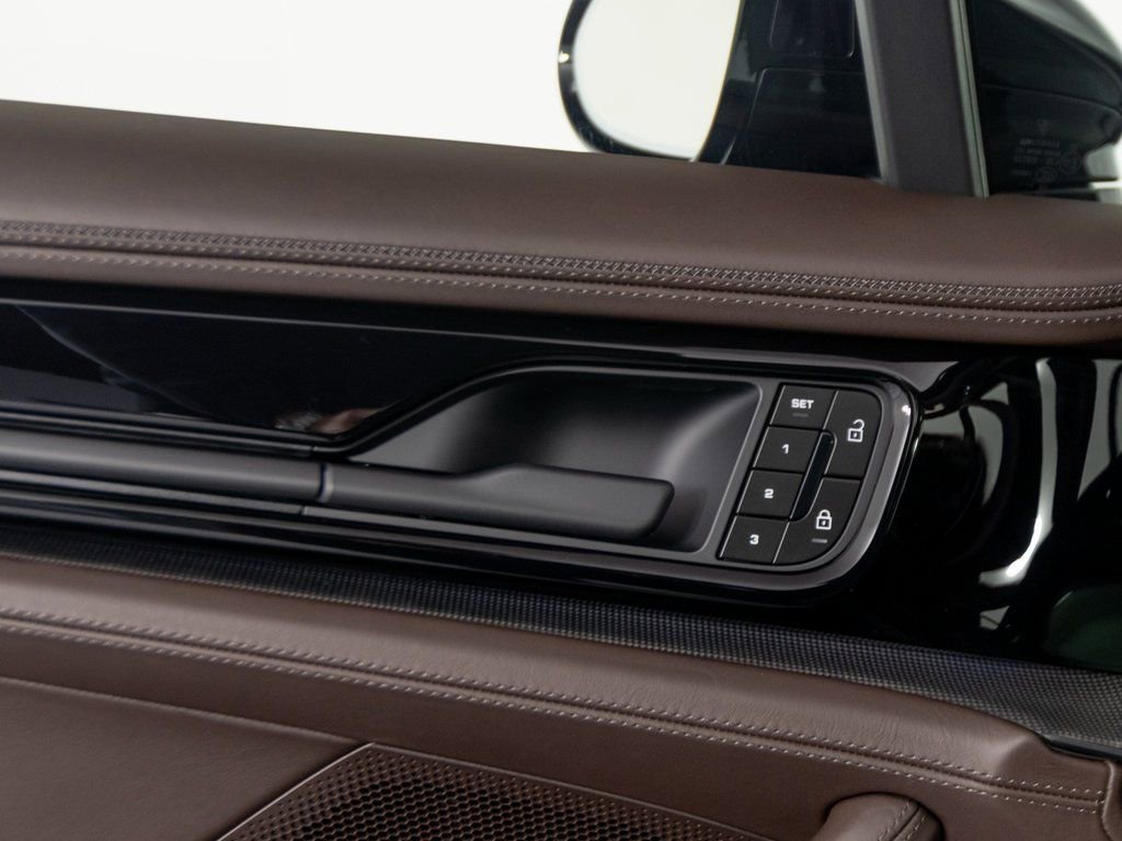 New 2026 Porsche Panamera Turbo image 21
