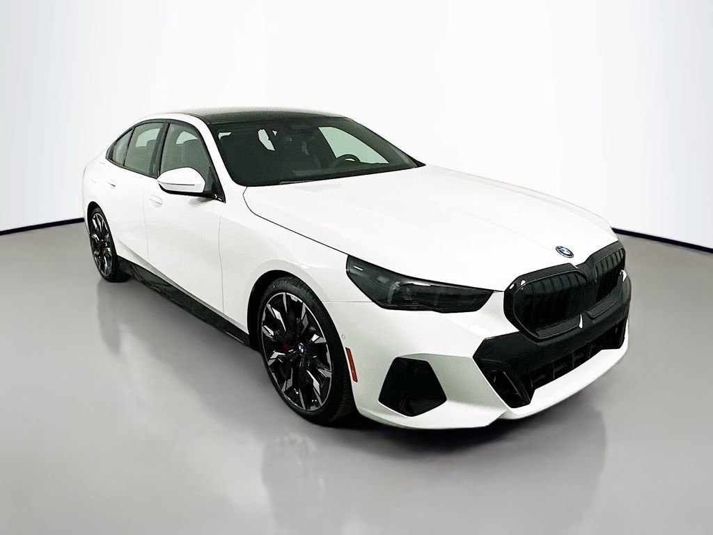 Used 2026 BMW 550e xDrive w/ Executive Package image 3