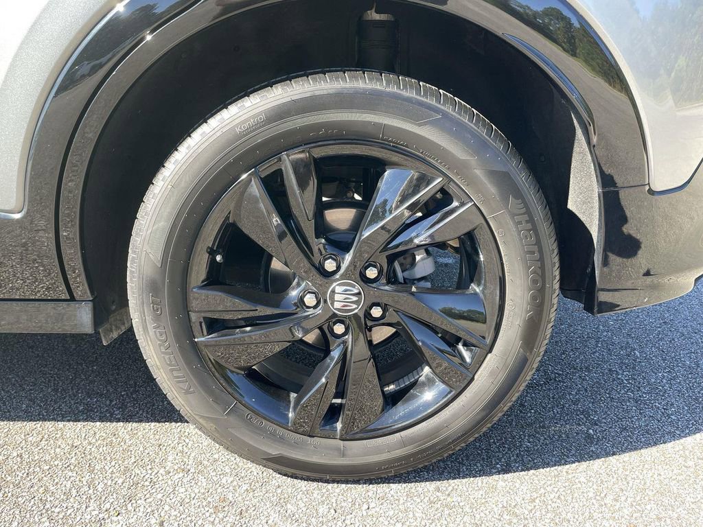 Certified 2024 Buick Encore GX Sport Touring image 30