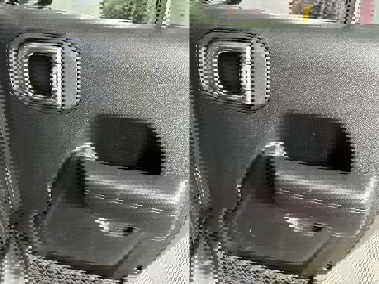 Used 2021 Jeep Wrangler Unlimited Sport image 26