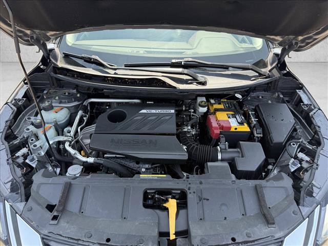 Used 2023 Nissan Rogue SV FWD image 25