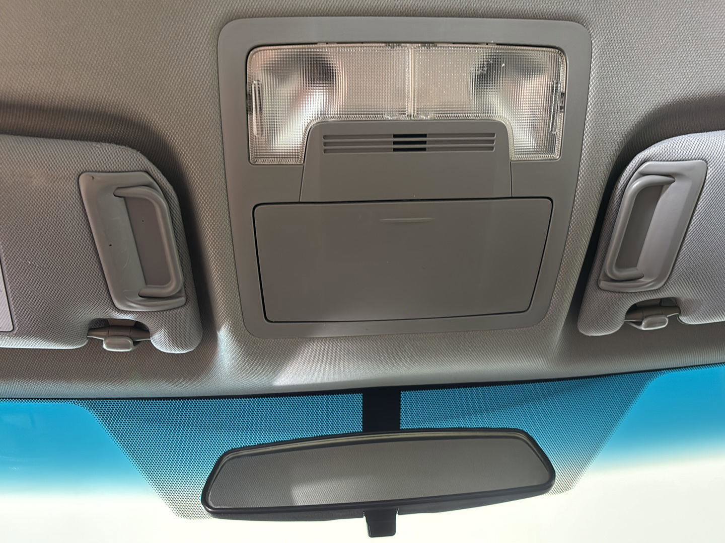 Used 2015 Toyota Camry LE FWD image 36