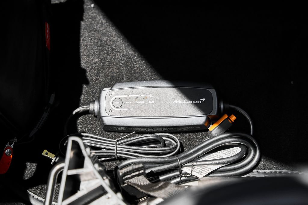 Used 2023 McLaren GT RWD image 19