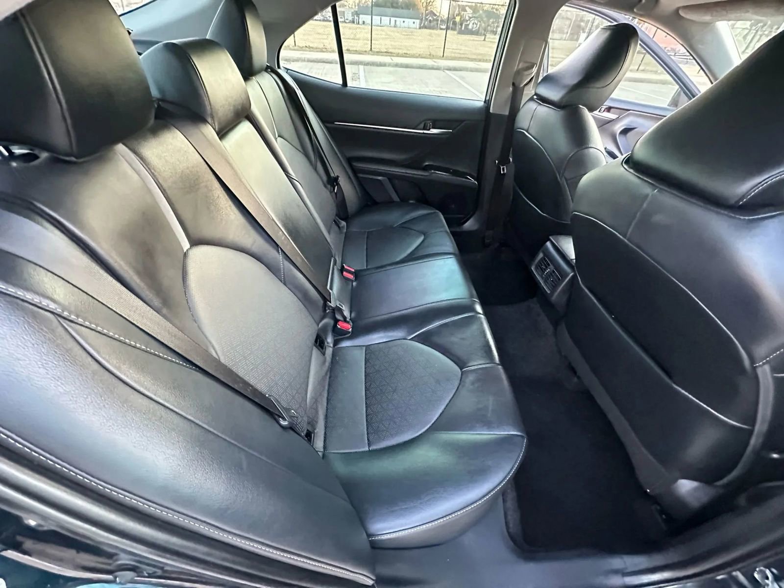 Used 2020 Toyota Camry XSE image 22