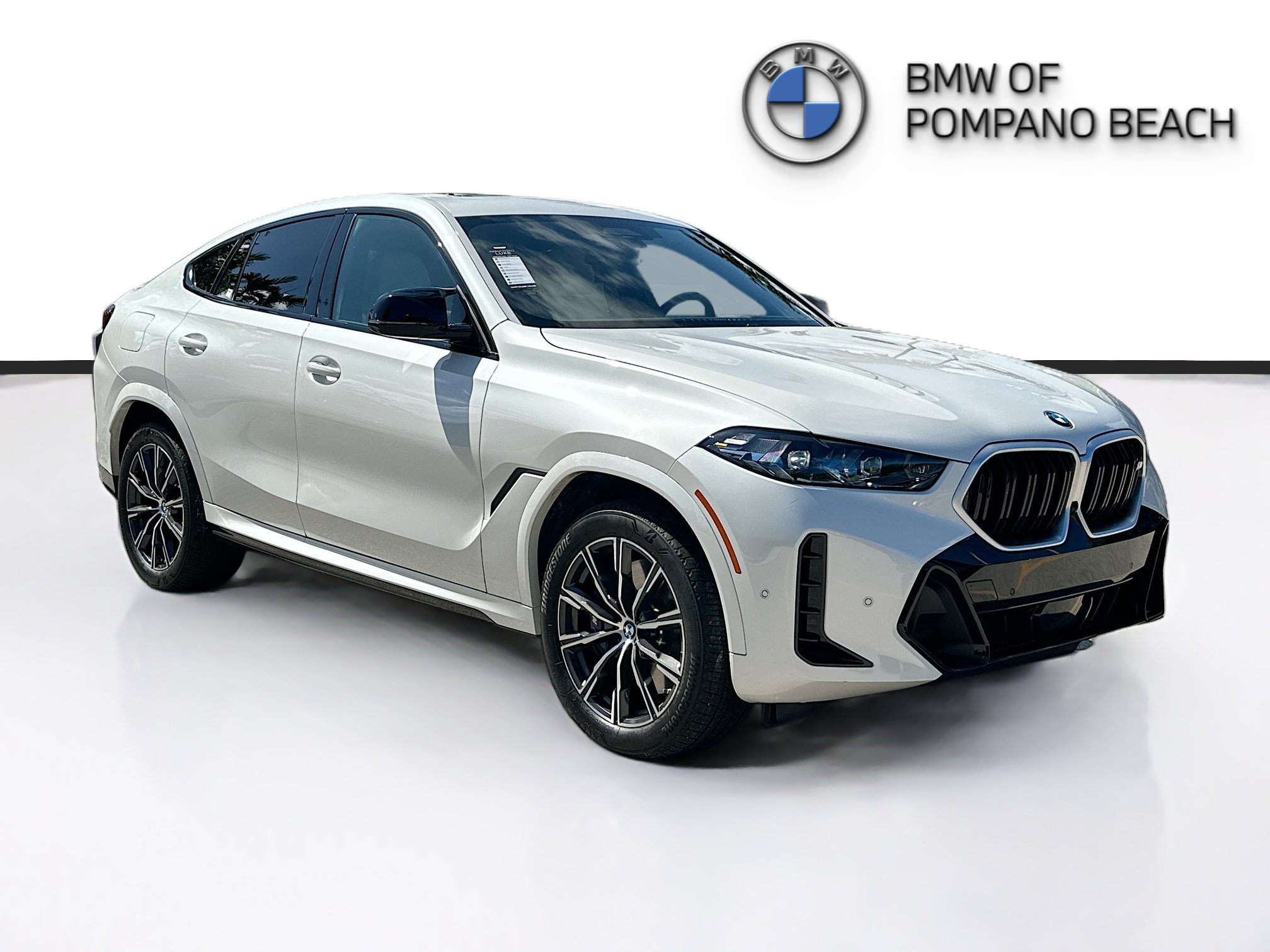 Used 2026 BMW X6 M60i AWD/4WD image 1