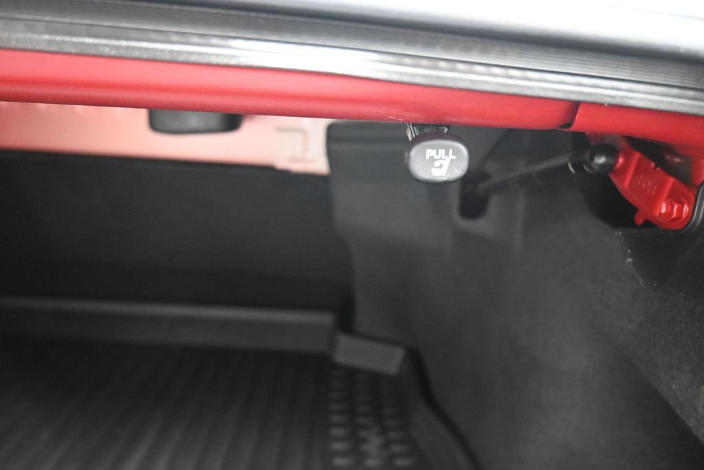 Used 2020 Toyota Camry SE w/ Sunroof Package FWD image 47