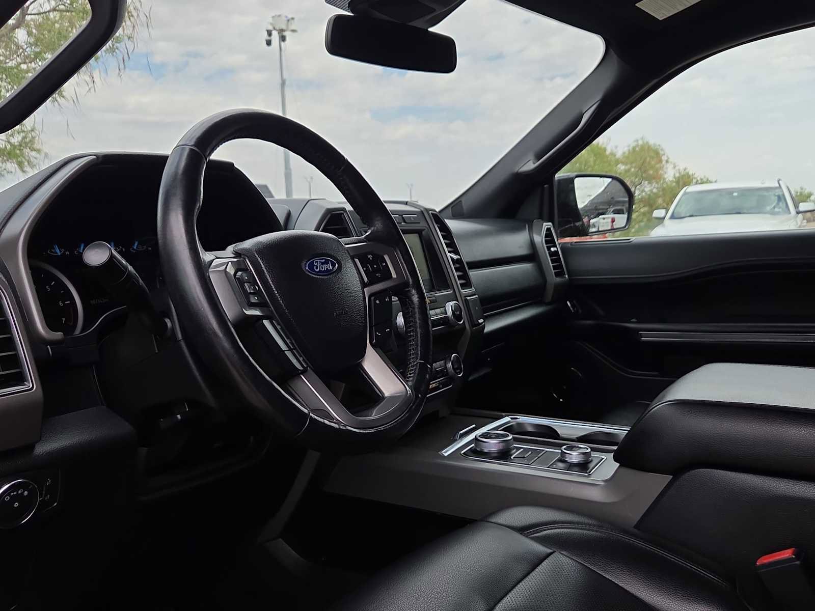 Used 2021 Ford Expedition Max XLT AWD/4WD image 10