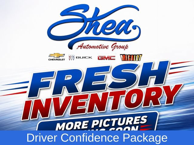 Used 2023 Chevrolet TrailBlazer RS w/ Convenience Package AWD/4WD image 3