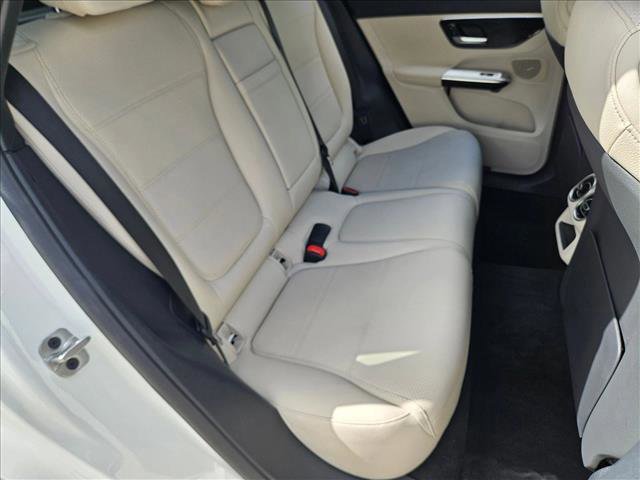 Used 2026 Mercedes-Benz GLC 300 image 19
