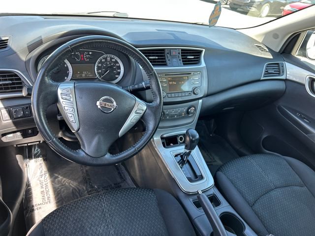 Used 2013 Nissan Sentra SR w/ Driver Pkg image 9