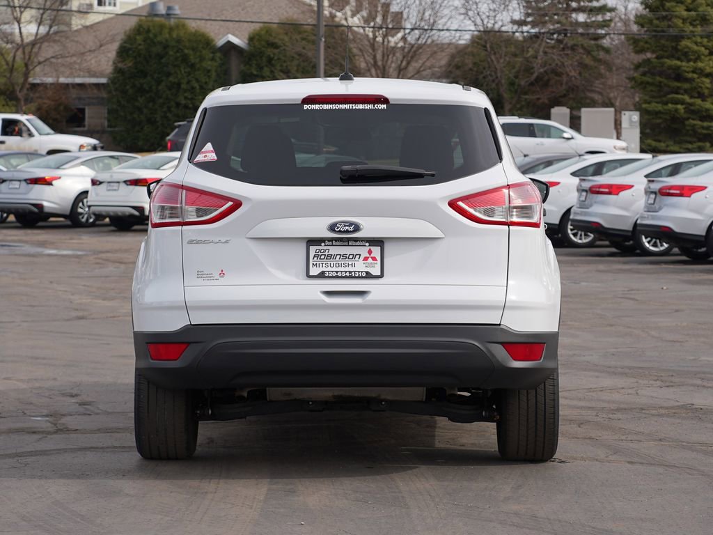 Used 2016 Ford Escape S FWD image 4