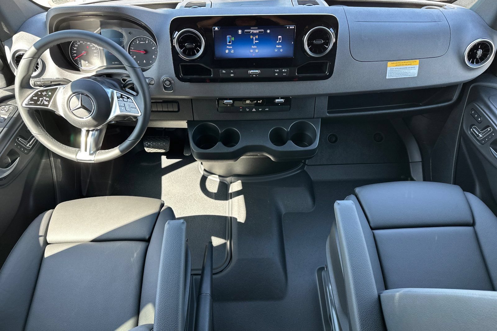New 2025 Mercedes-Benz Sprinter 2500 image 3