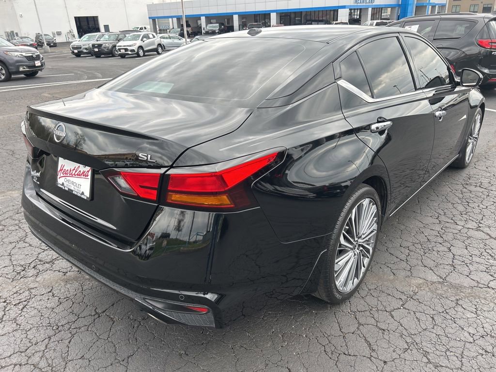 Used 2024 Nissan Altima 2.5 SL FWD image 9