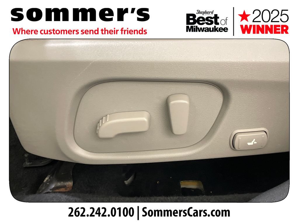 Used 2015 Subaru Forester 2.5i Premium w/ All-Weather Package AWD/4WD image 10