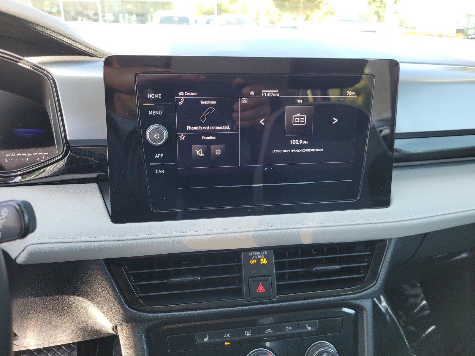 Certified 2025 Volkswagen Taos S AWD/4WD image 27