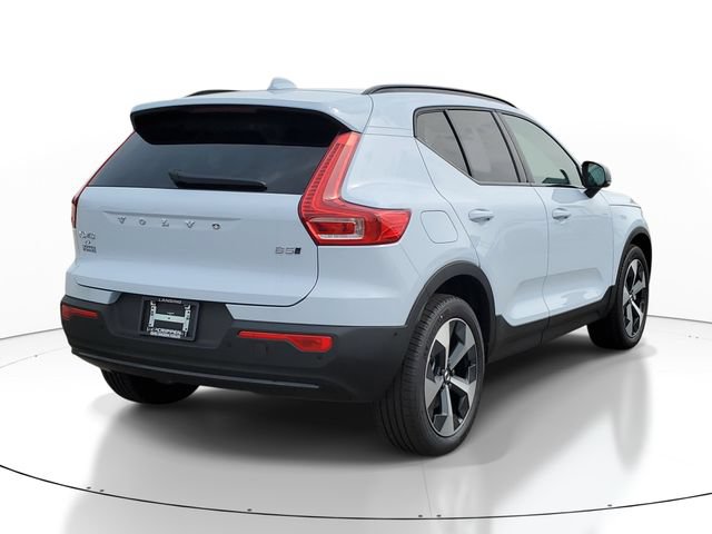 New 2026 Volvo XC40 B5 Plus w/ Protection Package Premier AWD/4WD image 4