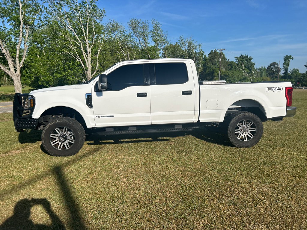 Used 2019 Ford F250 XLT AWD/4WD image 5