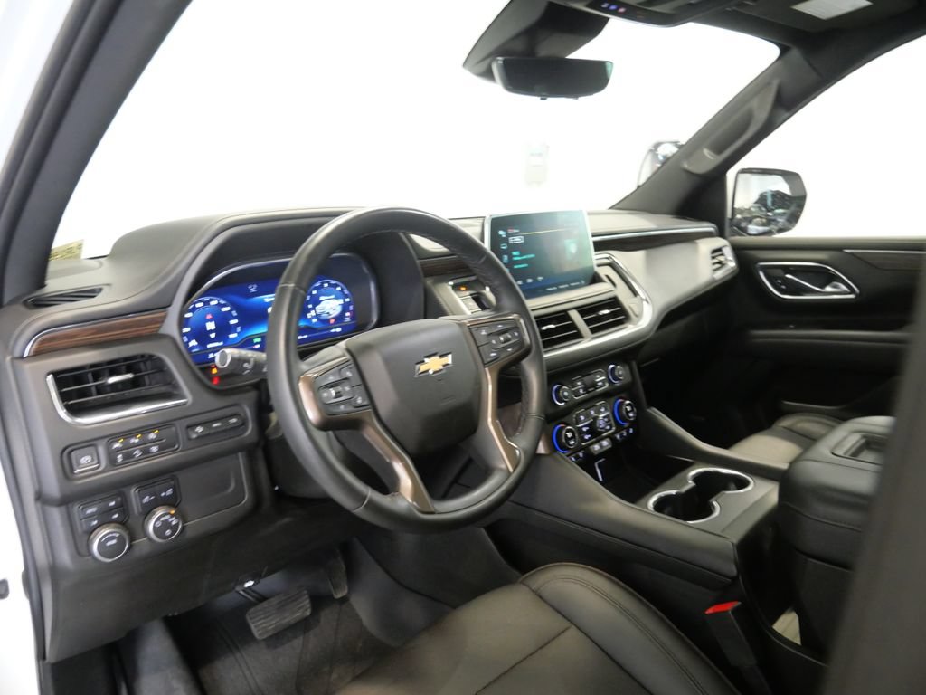 Used 2023 Chevrolet Tahoe High Country AWD/4WD image 11