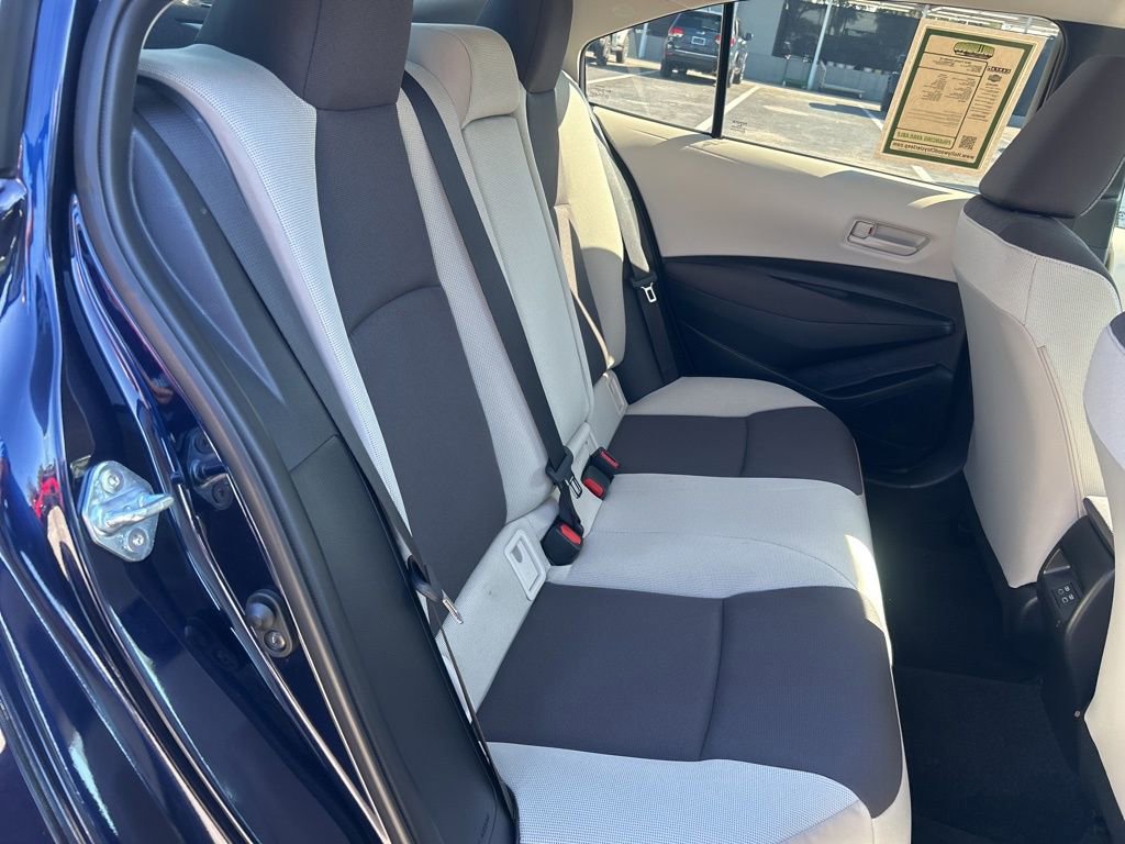 Used 2025 Toyota Corolla LE image 25