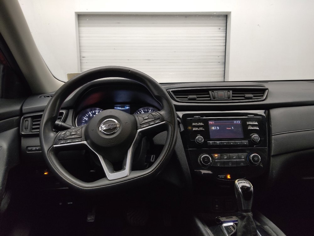 Used 2017 Nissan Rogue S FWD image 22