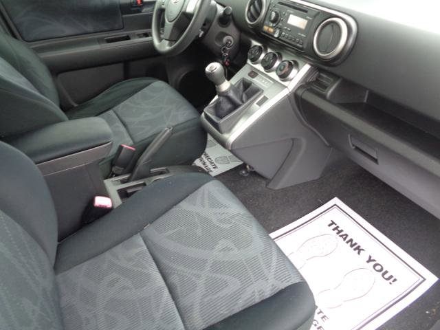 Used 2012 Scion xB 5-Door Wagon 5-Spd MT image 20