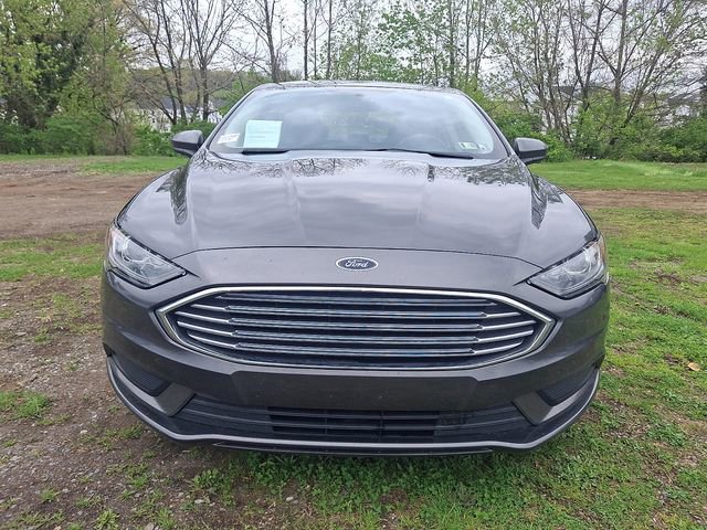 Certified 2017 Ford Fusion SE FWD image 2