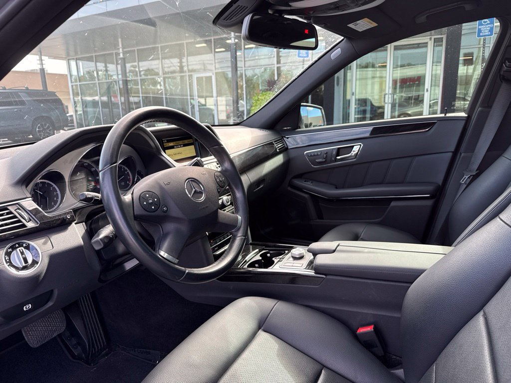 Used 2011 Mercedes-Benz E 350 4MATIC Sedan image 8