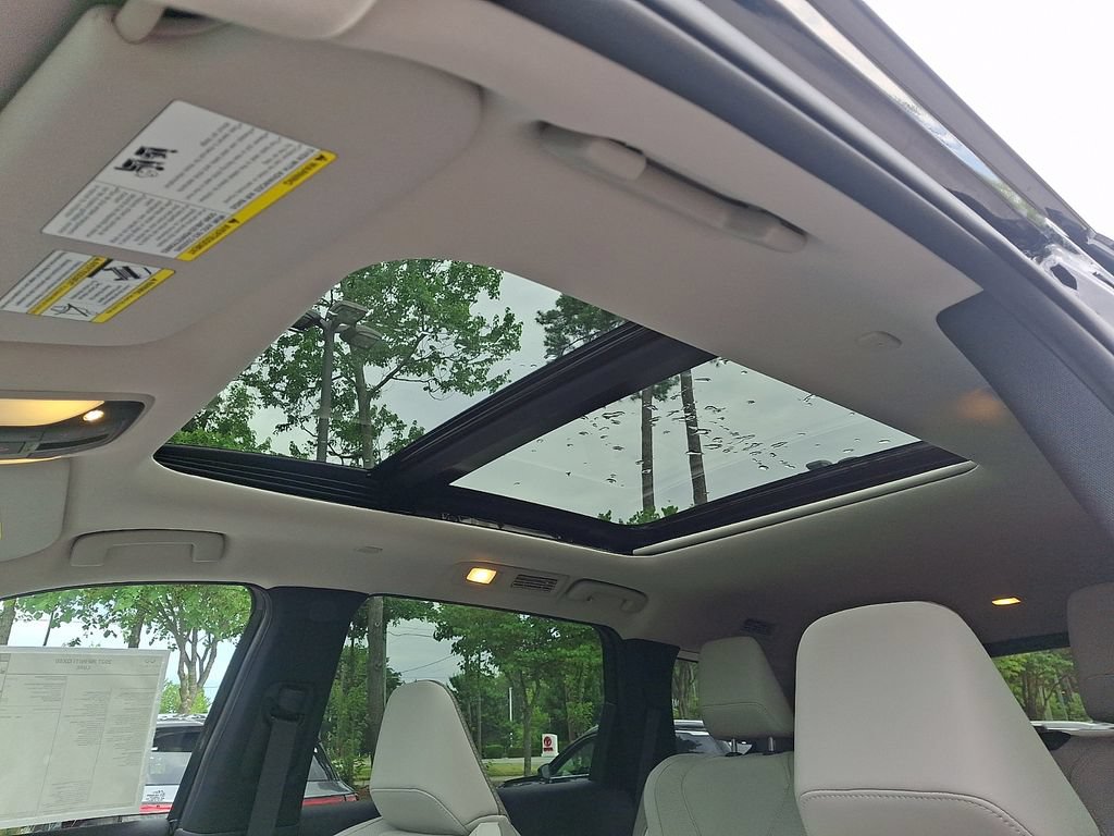 New 2027 INFINITI QX60 Luxe FWD image 10