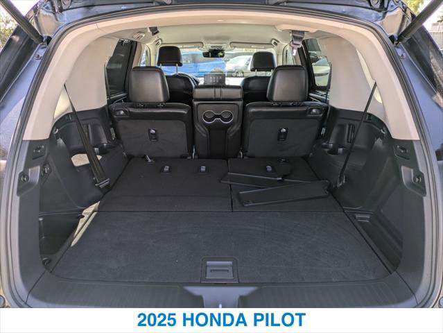 Certified 2025 Honda Pilot EX-L image 23