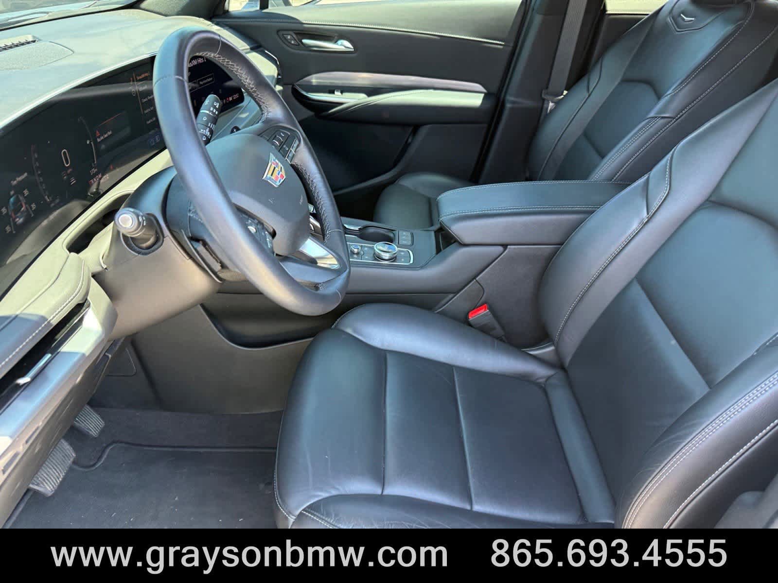 Used 2024 Cadillac XT4 Premium Luxury AWD/4WD image 12