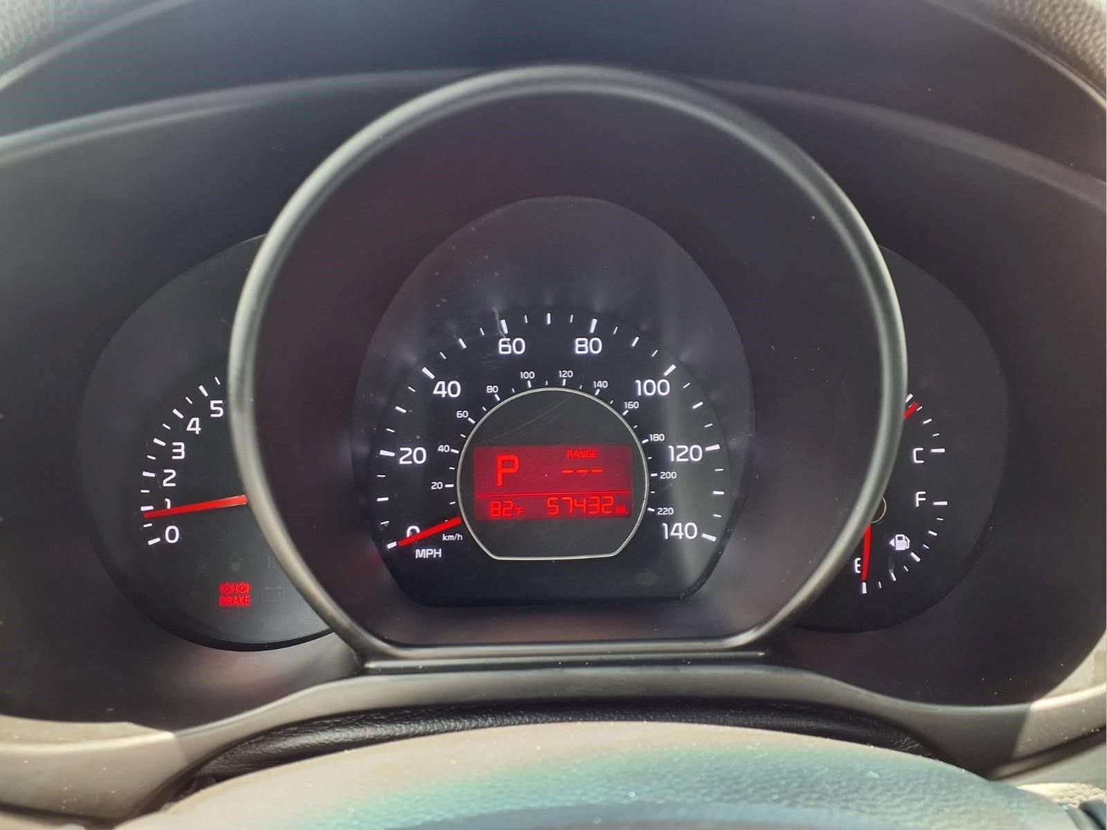 Used 2017 Kia Soul + FWD image 16