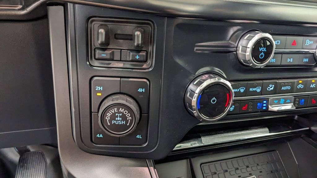 New 2026 Ford F150 Lariat w/ Equipment Group 502A High image 31