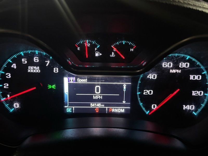 Used 2017 Chevrolet Impala LT w/ Convenience Package image 17