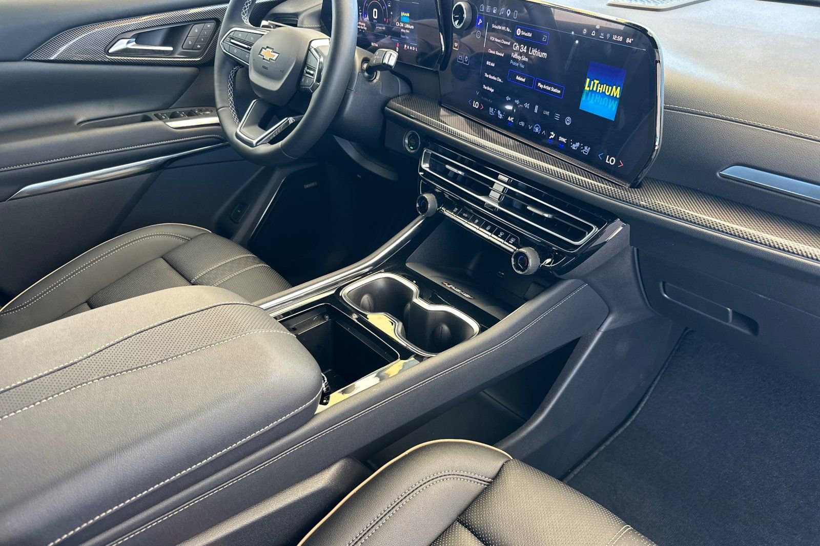 New 2026 Chevrolet Traverse High Country image 19