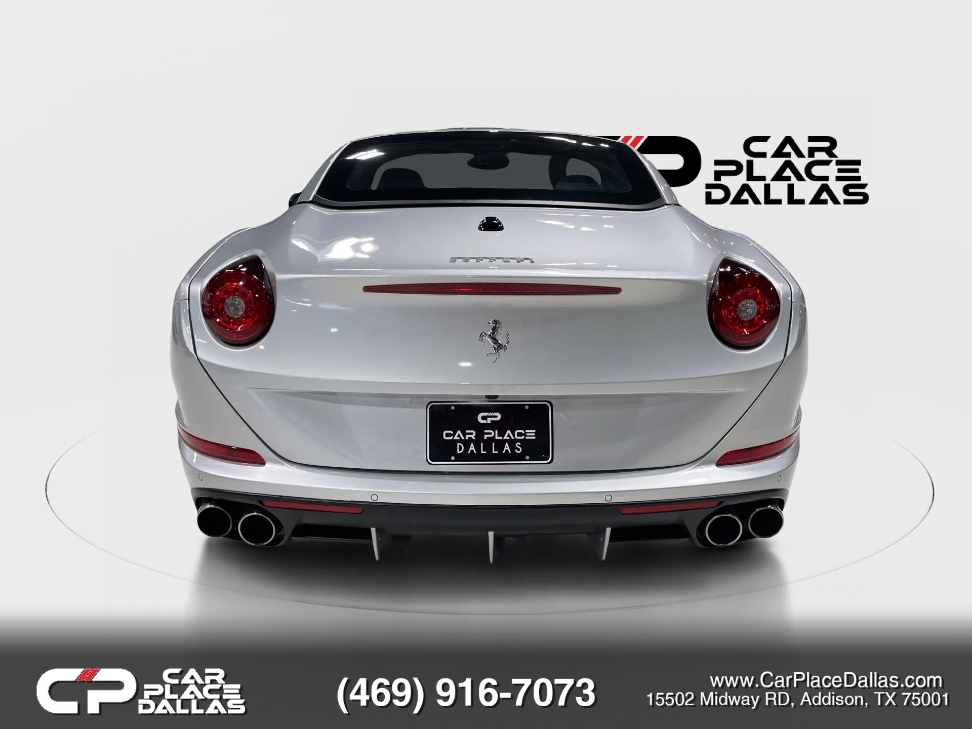 Used 2016 Ferrari California T RWD image 18