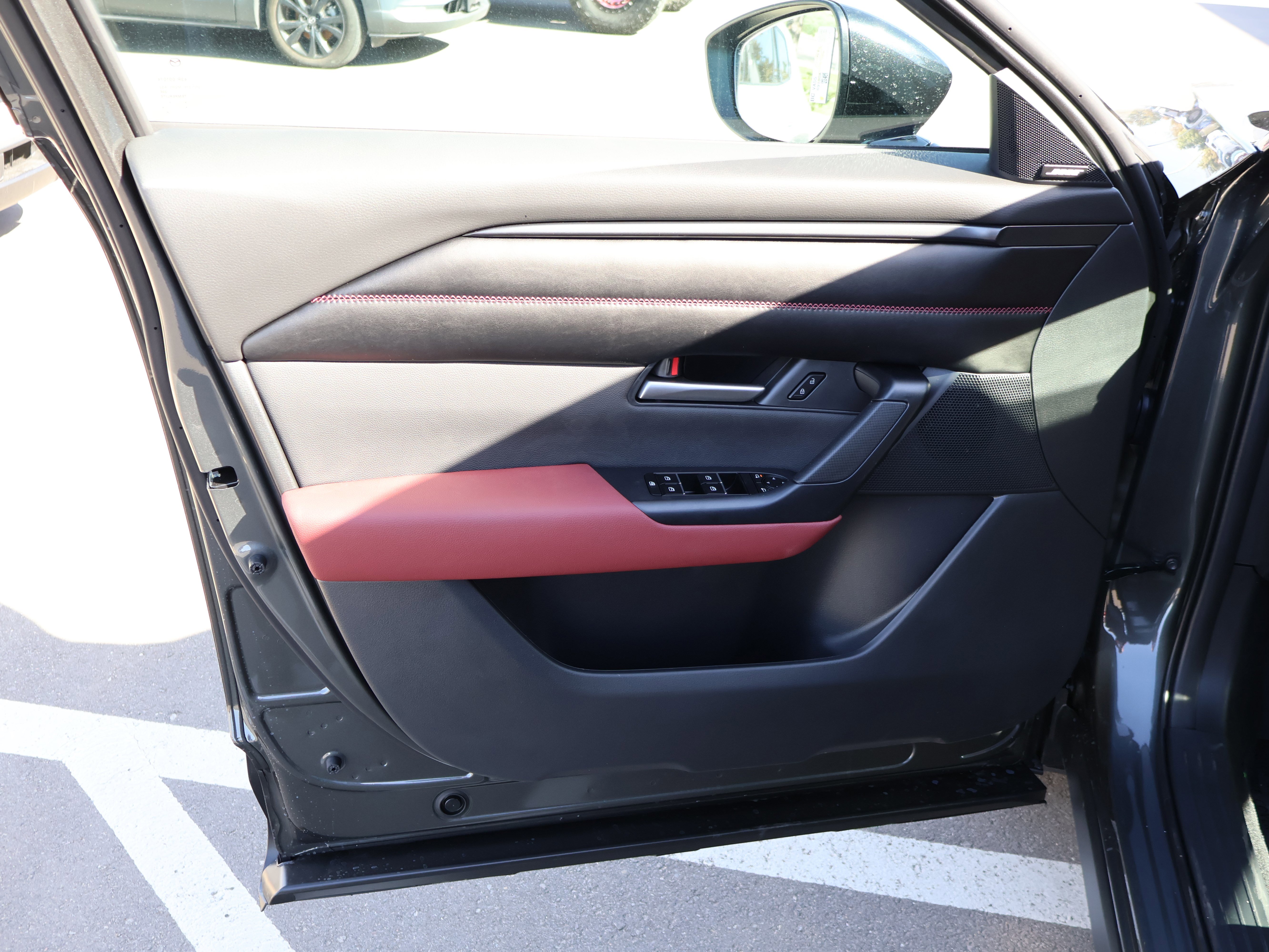 New 2026 MAZDA CX-50 AWD 2.5 Hybrid w/ Premium Pkg image 24