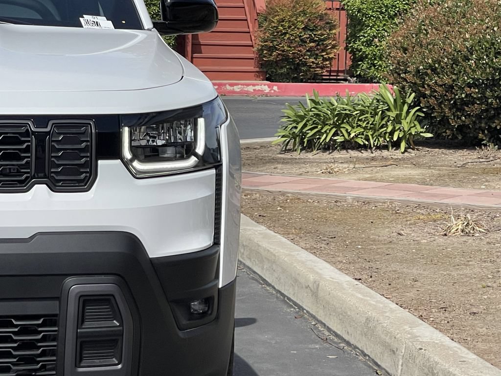 New 2026 Jeep Cherokee Laredo AWD/4WD image 7