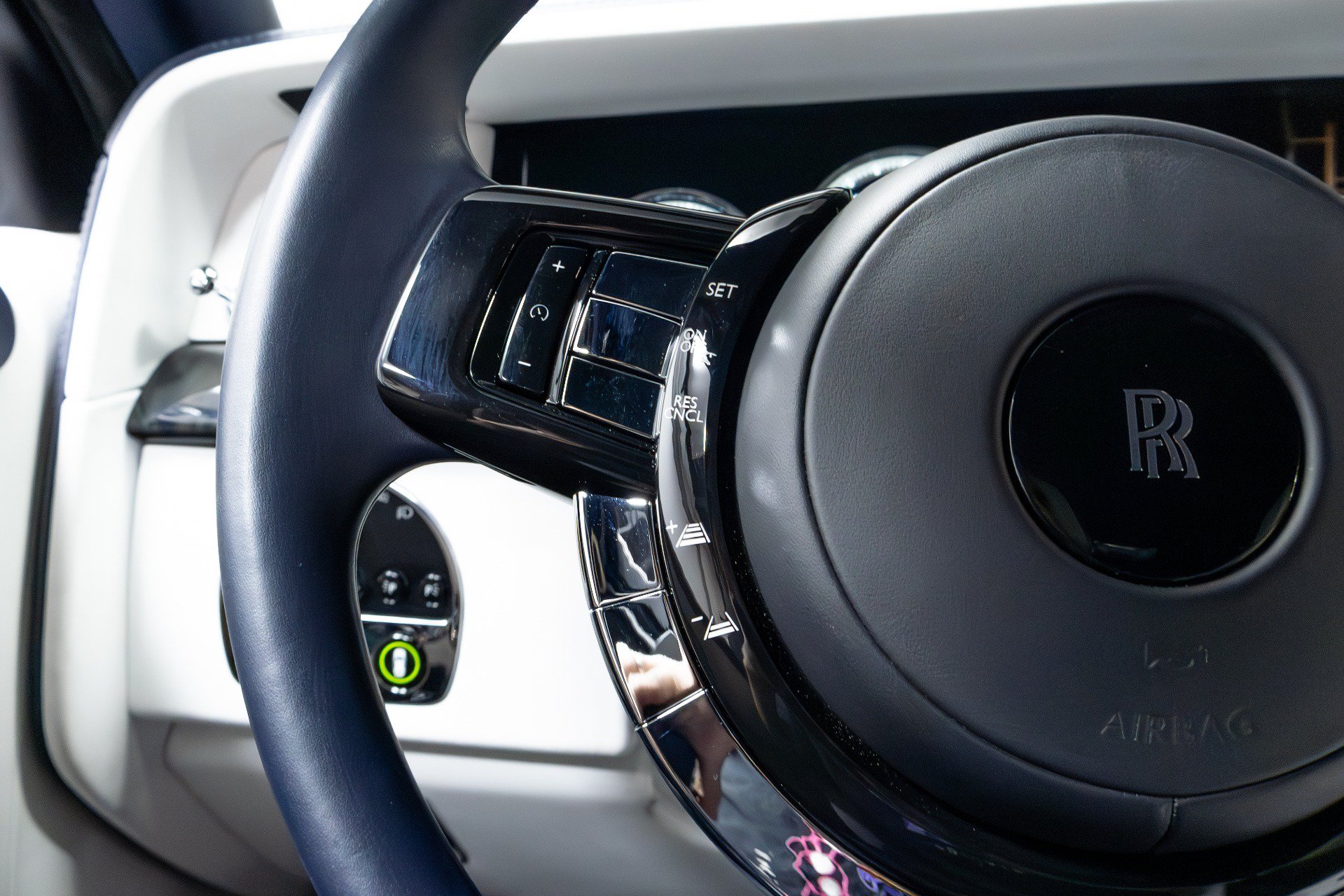 Used 2021 Rolls-Royce Phantom Sedan RWD image 82