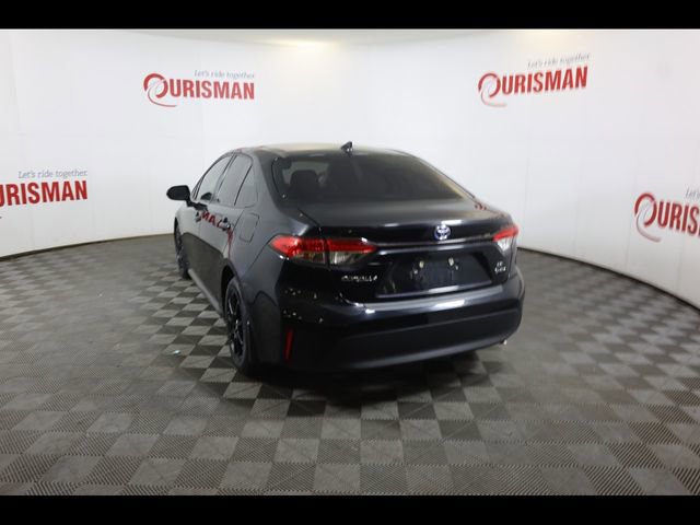 Used 2025 Toyota Corolla LE image 11