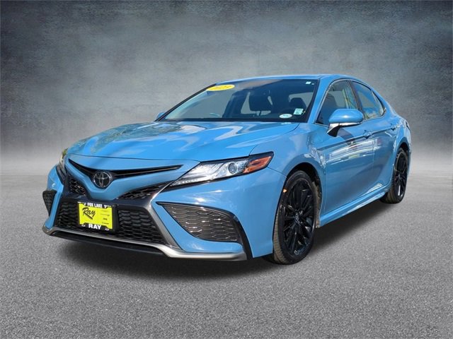 Used 2023 Toyota Camry XSE image 5