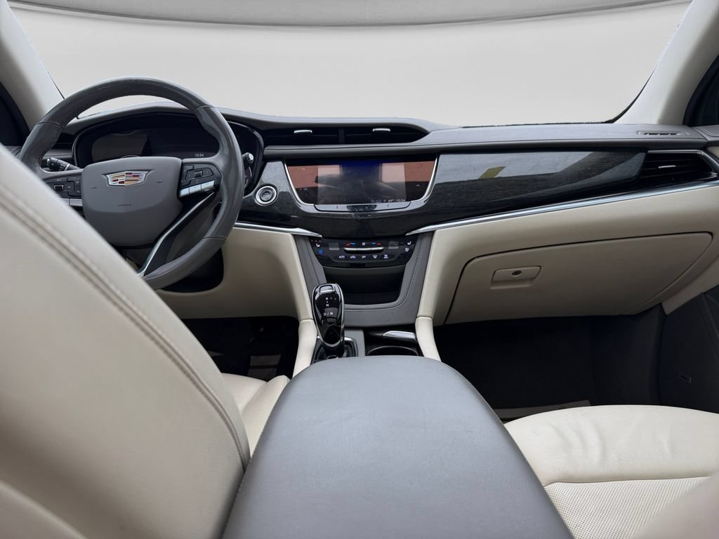 Used 2021 Cadillac XT6 Premium Luxury FWD image 15