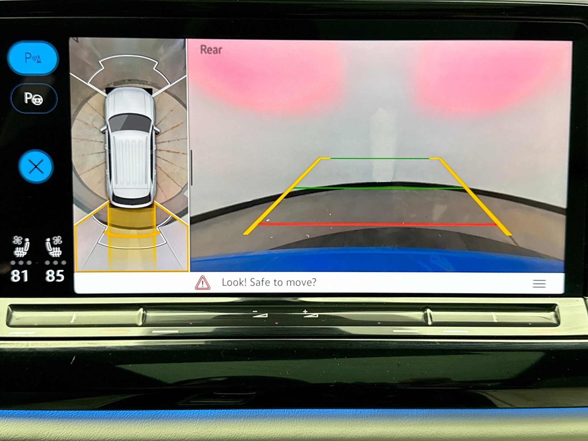 Used 2024 Volkswagen Atlas Cross Sport SEL Premium R-Line image 16