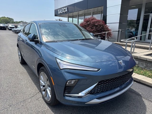 New 2025 Buick Envista Avenir image 1
