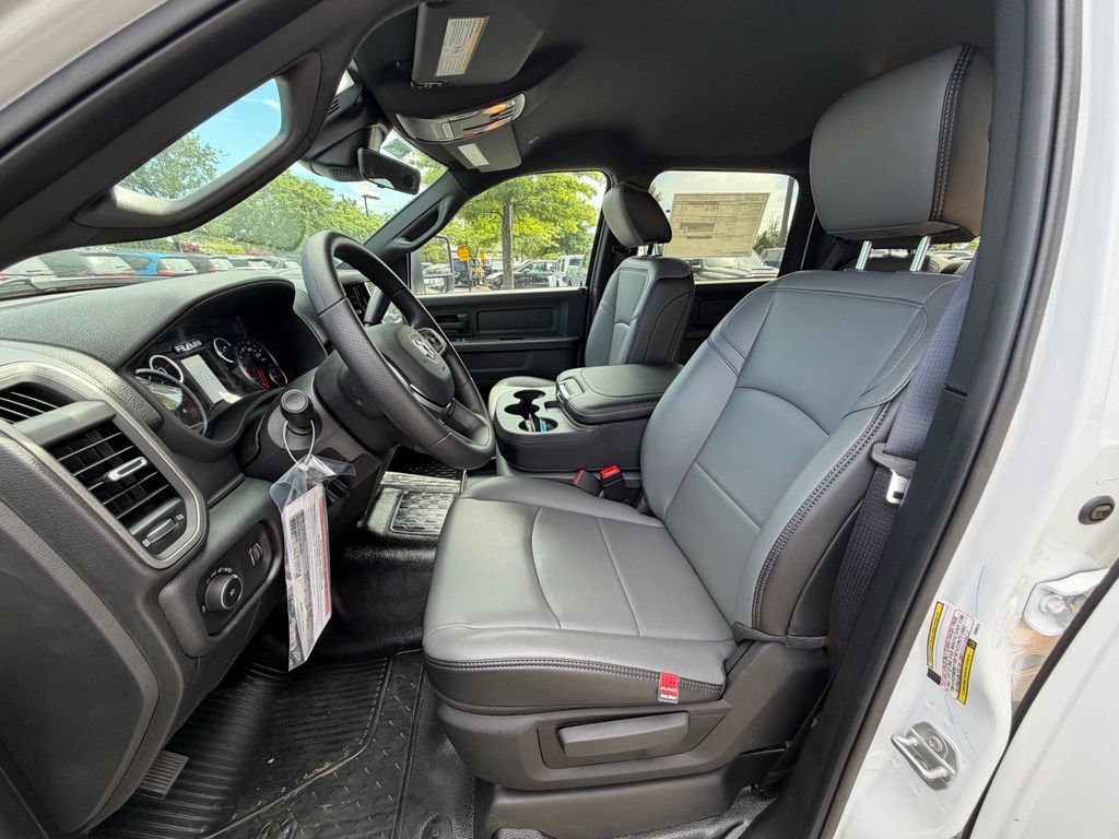 New 2026 RAM 5500 Tradesman AWD/4WD image 14