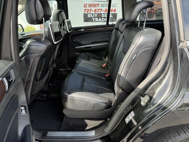 Used 2010 Mercedes-Benz GL 320 BlueTEC 4MATIC image 13