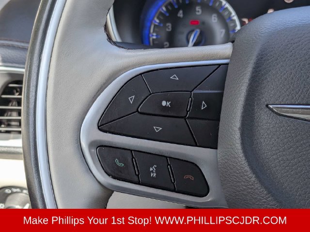 Certified 2019 Chrysler Pacifica Limited FWD image 26