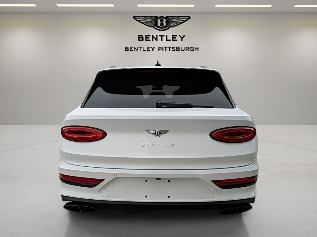 Used 2023 Bentley Bentayga Extended Wheelbase AWD/4WD image 9