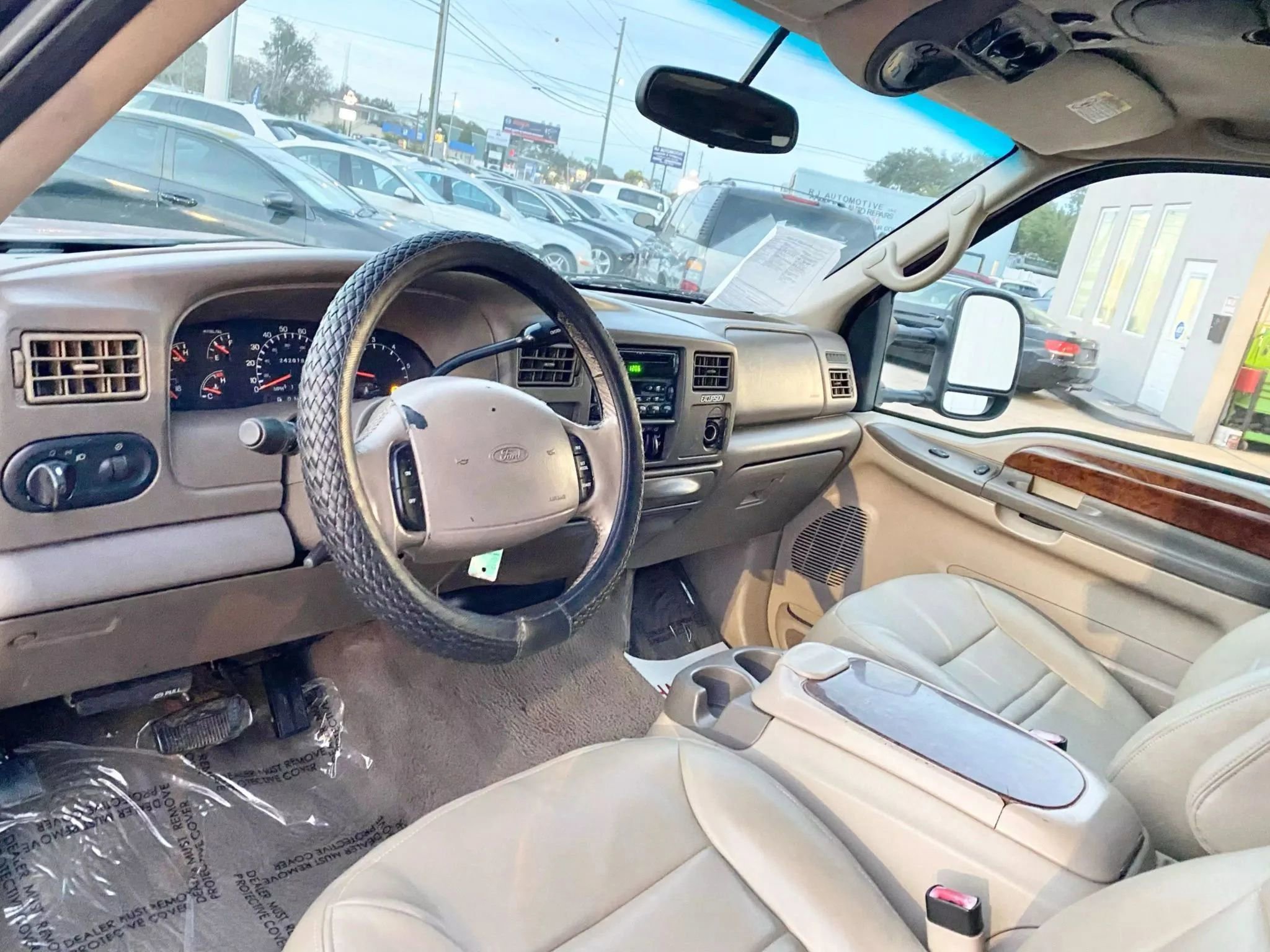 Used 2000 Ford Excursion Limited image 11