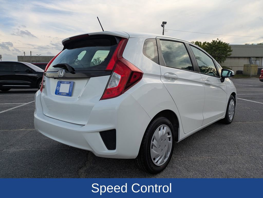 Used 2017 Honda Fit LX image 4